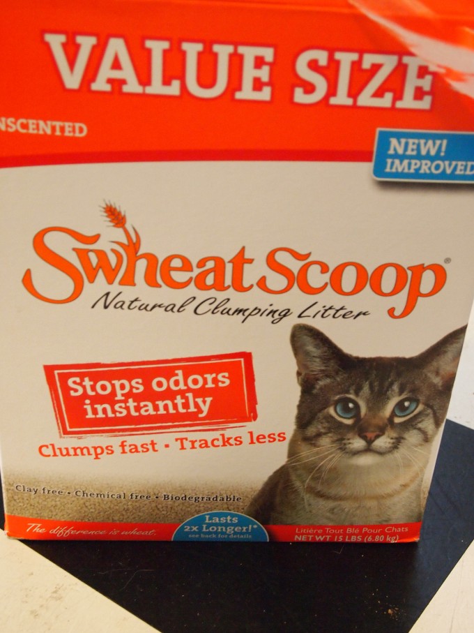 Swheat Scoop sustainable kitty litter