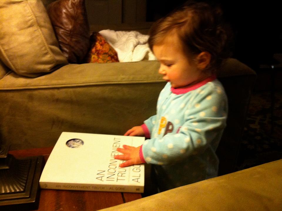 Reading-an-inconvenient-Truth celebrate earth day