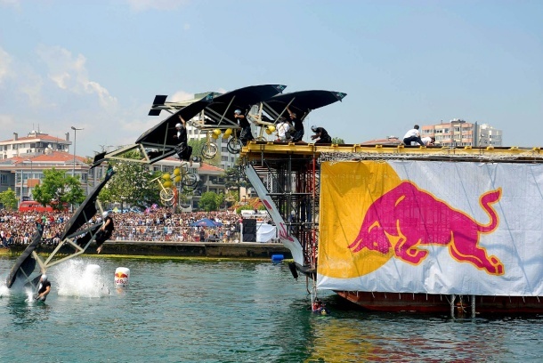 Philly’s Red Bull Flugtag: Taking Flight with UpCycled Materials…Maybe