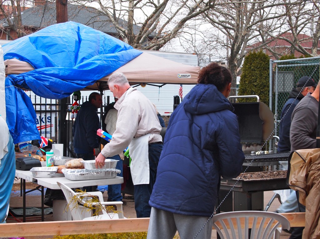 Staten Island Volunteers for Hurricane Sandy Cleanup efforts