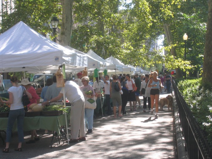 Farm to City is Looking for Farmers Market Volunteers