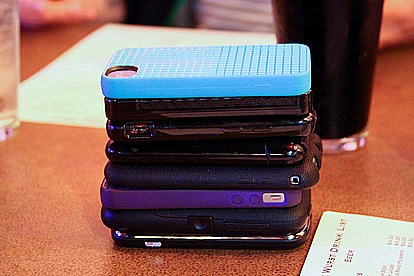 phone stacking game