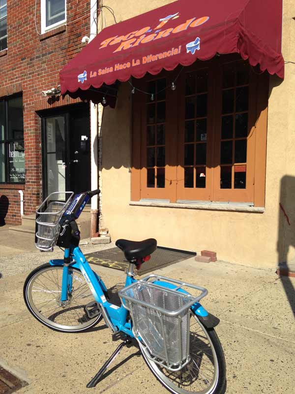 taco riendo bike share philadelphia
