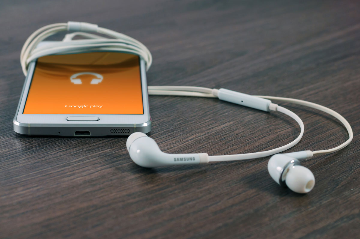 8 Sustainability Podcasts to Download Right Now