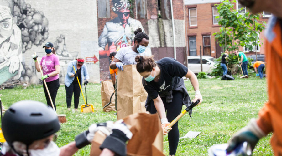 Can Virtual Cleanups Get Trash off Real Streets?