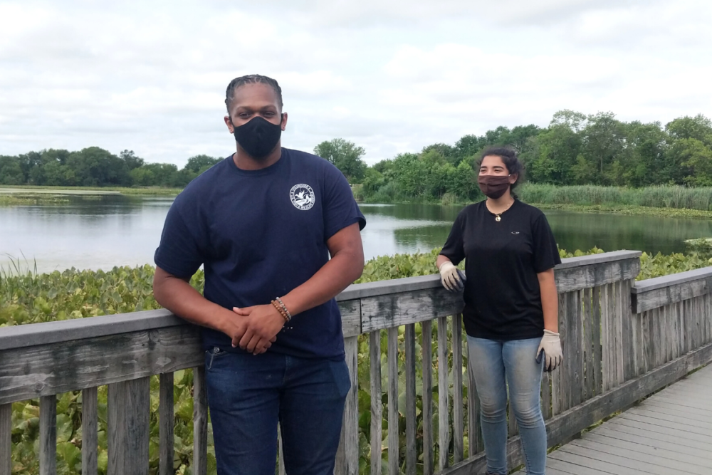 Meet Ranim and Ian, the Delaware River Fellows Who Want Us to #PhilaBag With Litter