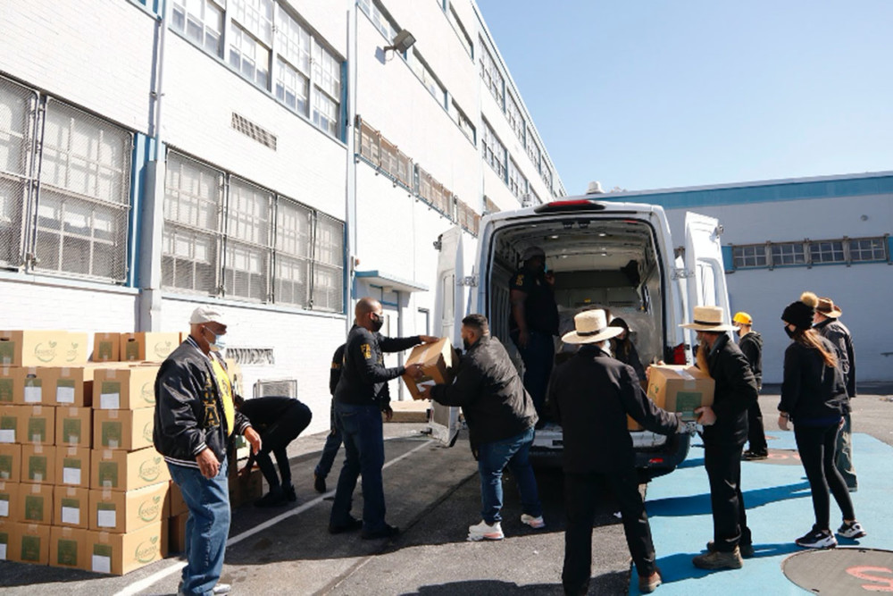 Sharing Excess & Ya Fav Trashman hosting Thanksgiving food giveaway in West Philly