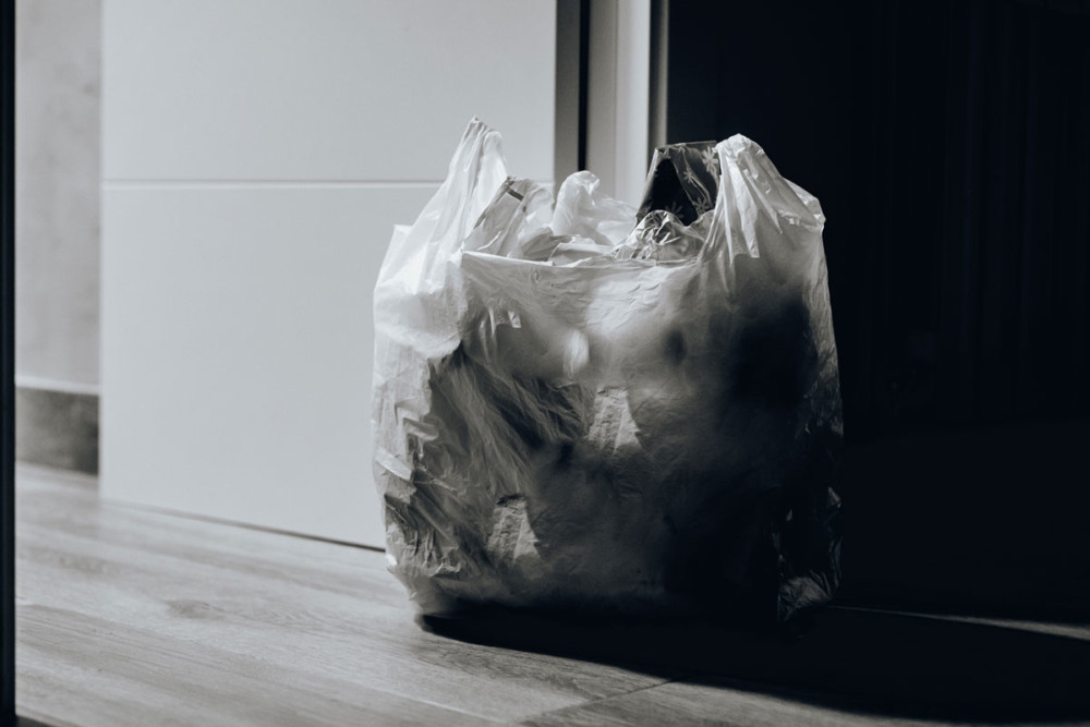 Plastic bag ban is OFFICIAL in Philadelphia today