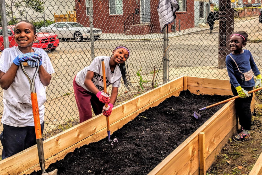 How neighbors turned vacant land into an asset: La Esquina garden